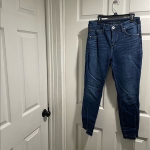High waisted jeans